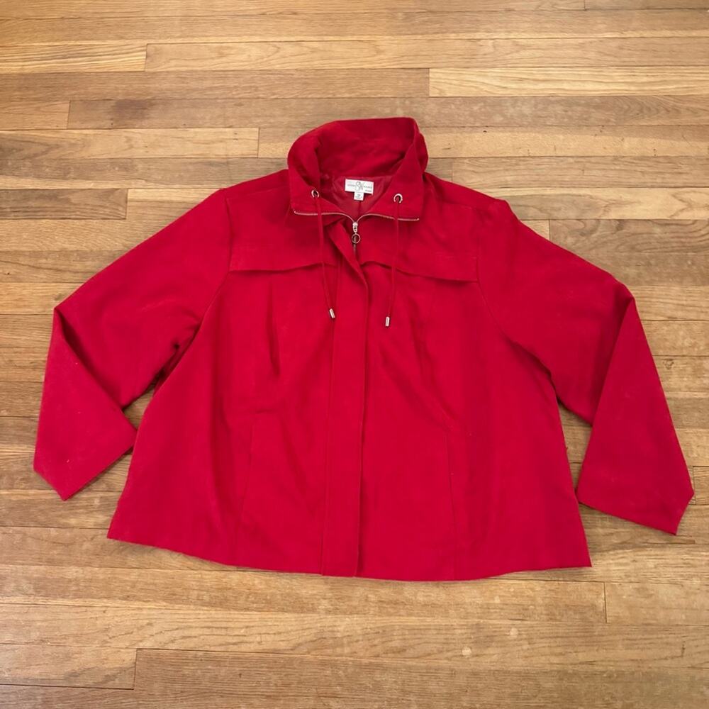 Studio Works red faux suede zip front jacket size 3X
b40